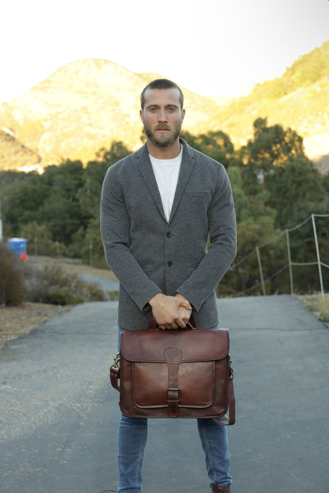 加*基様 tr4suspensionレザーバッグ鞄made in gm japa Leather Messenger Bag for Men | Levinson Leather Bags – Levinson